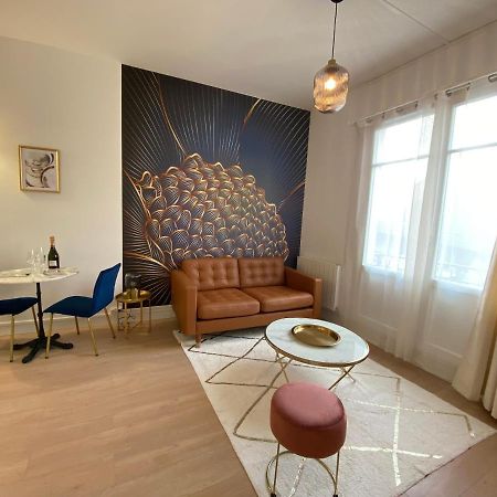 Escapade romantique: sauna et moments de plaisir Rouen Extérieur photo